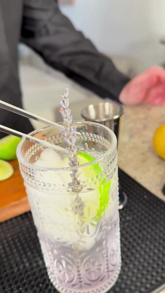 Elegant lavender mocktail for quinceanera Miami